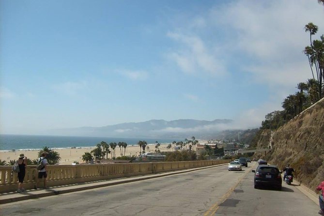 Limo Tour: Hollywood, Beverly Hills, Santa Monica, Venice, Malibu - Venice Beach and the famous boardwalk, 45 minutes