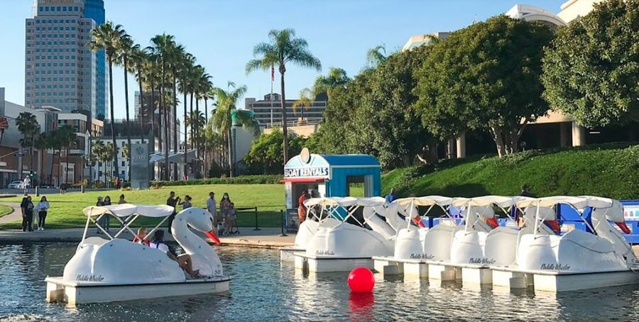 Long Beach: Swan Boat Rental at Rainbow Lagoon - Key points to know before you pedal