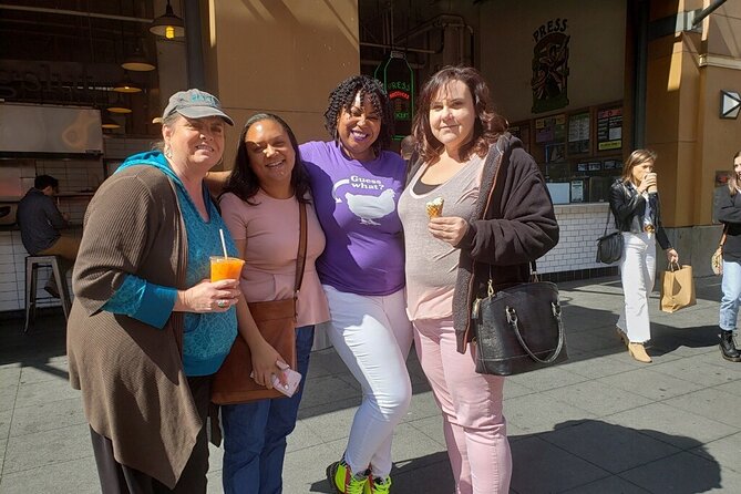 Looney Los Angeles Scavenger Hunt - A playful way to connect far-flung Los Angeles stops