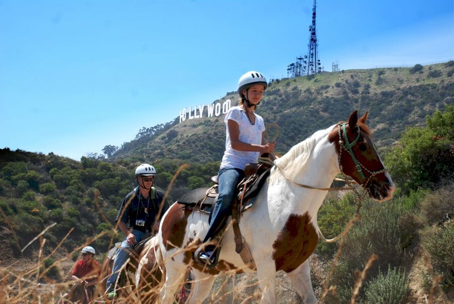 Los Angeles: 2-Hour Hollywood Trail Horseback Riding Tour - Key points to know