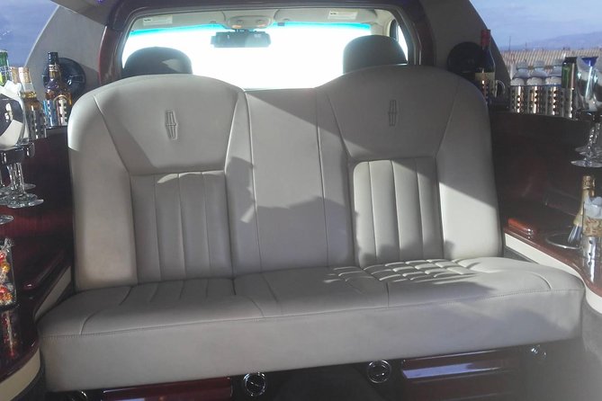 Los Angeles 6-Hour Custom Private Tour in a Dual Bar Limo - Hollywood Walk of Fame and the movie-star circuit