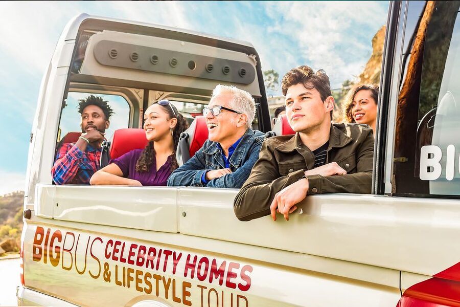 Los Angeles: All-Inclusive Pass Plus with Universal Studios - SoFi Stadium, Newport Beach, and other choices