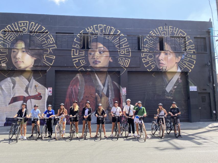 Los Angeles: Arts District Bike Tour & Urban Adventure - A 15-minute pause at Hauser & Wirth