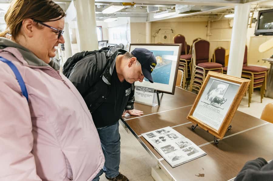 Los Angeles: Battleship Iowa Museum Ticket - The Vicky the Dog Scavenger Hunt