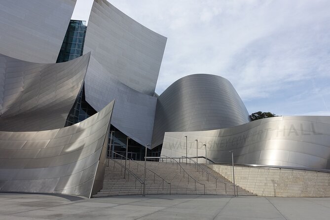Los Angeles Beginnings Walking Tour - Two historic churches and an older government building
