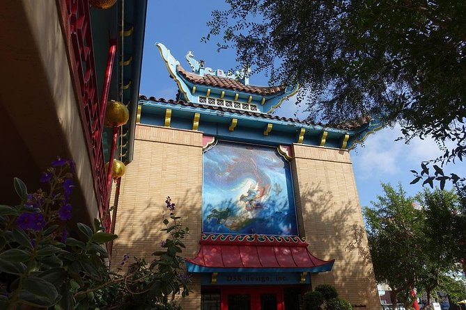 Los Angeles Chinatown and Little Tokyo Walking Tour - Tyrus Wong’s artwork and the Chinatown story