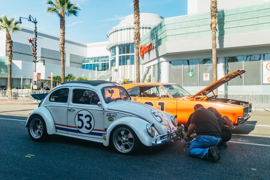 Los Angeles: City Group Tour with Hollywood & Beverly Hills - The guide can make or break the day