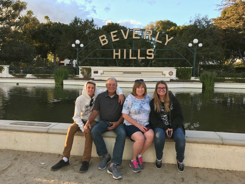 Los Angeles: Comprehensive Sightseeing Van Tour - Sunset Strip and Los Angeles music history