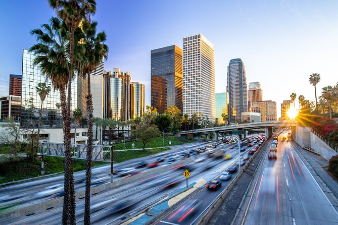 Los Angeles: Exclusive Celebrity Homes Tour for Groups & Families - Guides can shape the whole experience