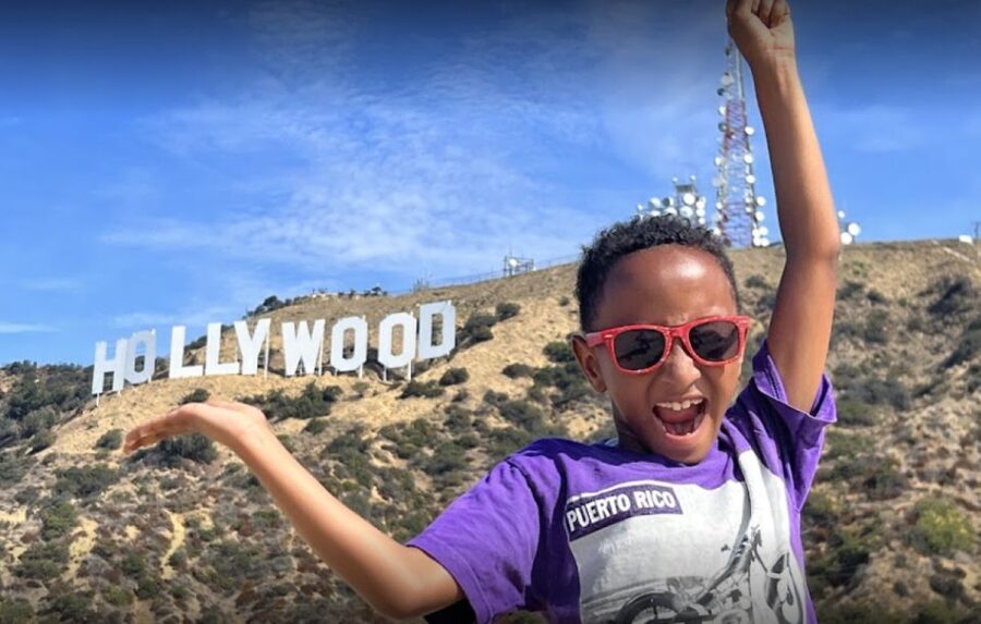 Los Angeles: Express Hollywood Sign Guided Walk & Photo Tour - Thirty minutes through the Hollywood Hills
