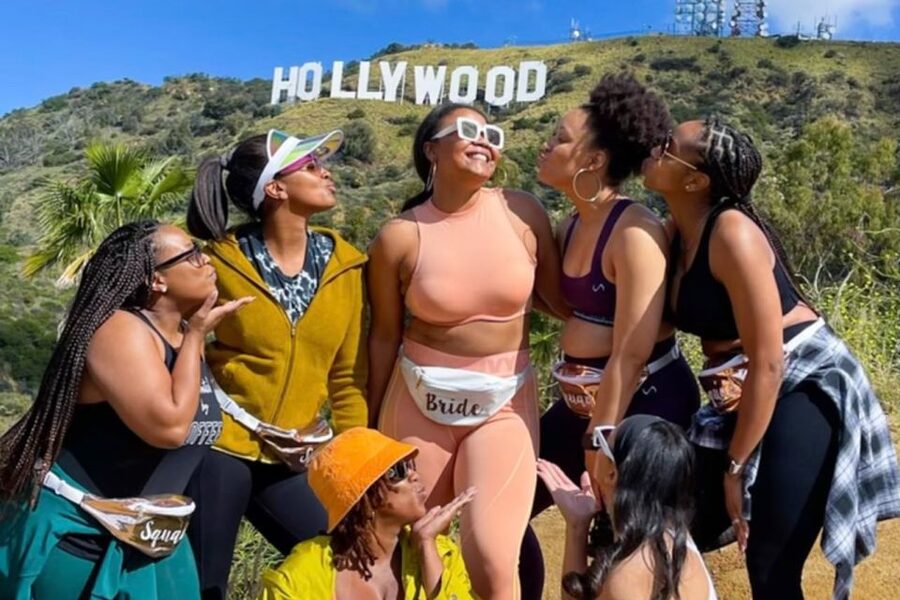Los Angeles: Front & Back of Hollywood Sign Hike Guided Tour - Reading Los Angeles from above