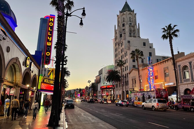 Los Angeles Full-Day Tour - Hotel pick-up - Beverly Hills, Rodeo Drive, and the Beverly Hills Sign