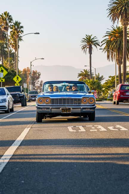Los Angeles: Golden Route Tour in a Classic Lowrider - Venice Beach and the Canals