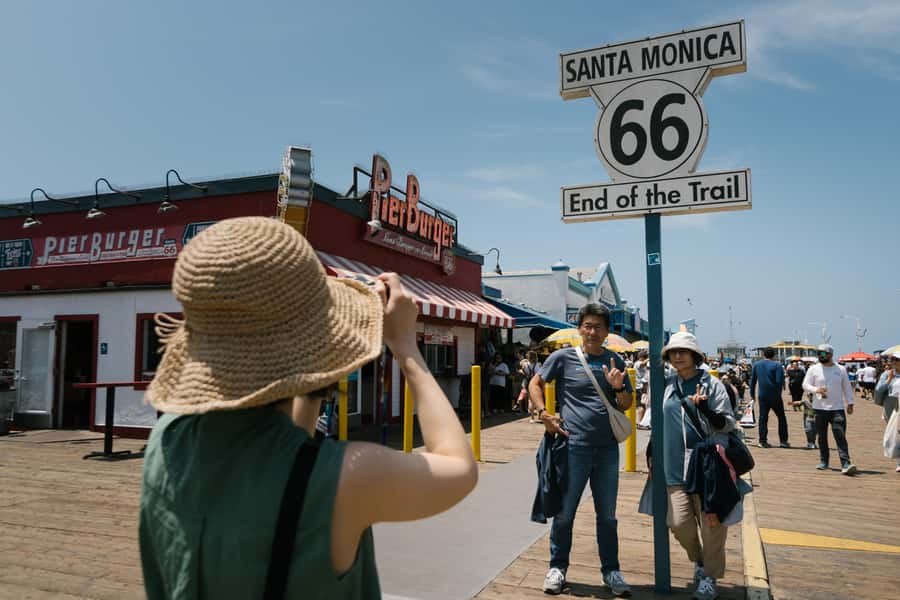 Los Angeles: Half-Day Best of LA Tour - Farmers Market: the tour’s best lunch break