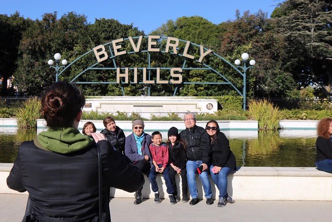 Los Angeles Highlights Full-Day Guided Tour - Lunch at the Original Farmers Market