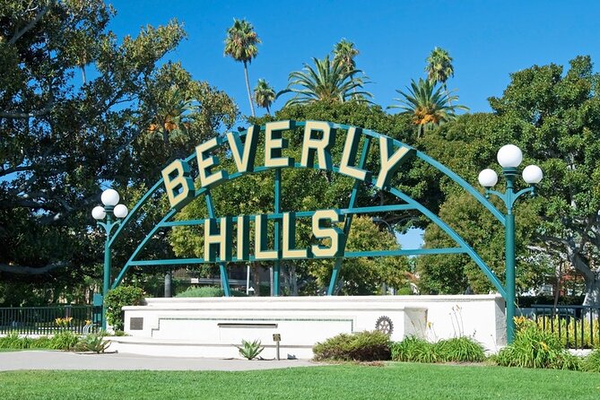 Los Angeles Highlights Tour from Long Beach - Hollywood Boulevard packs in the famous names