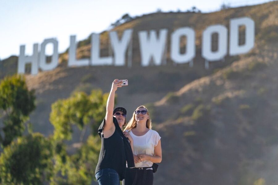 Los Angeles: Hollywood Sign Adventure Hike and Tour - Hollywoodland, tragedies, and ghost stories