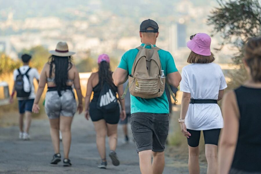 Los Angeles: Hollywood Sign Adventure Hike and Tour - Starting at Brush Canyon Trail on Canyon Drive