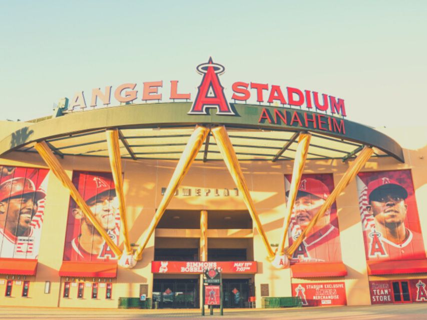 Los Angeles: LA Angels Baseball Game Ticket at Angel Stadium - Why an Angels Game Feels Like a Proper American Night Out