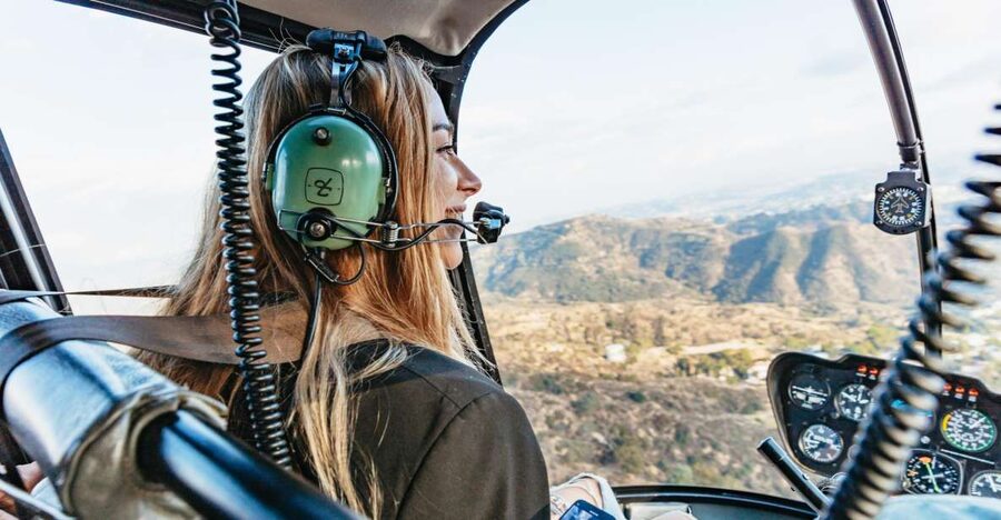 Los Angeles: Private 1-Hour Sightseeing Helicopter Tour - Malibu Pier, Surfrider Beach, and Pepperdine University