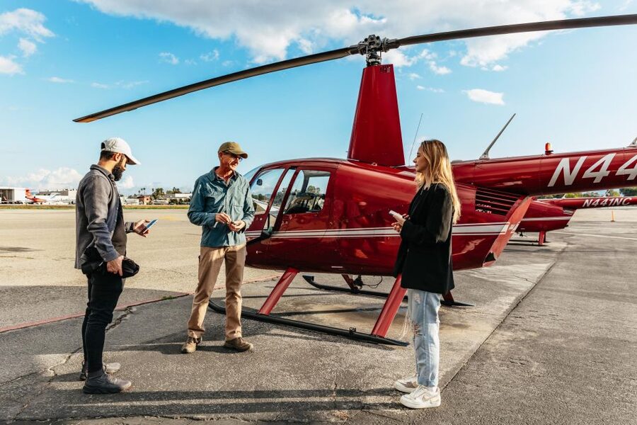 Los Angeles: Private 1-Hour Sightseeing Helicopter Tour - The Hollywood Sign and Universal Studios Hollywood