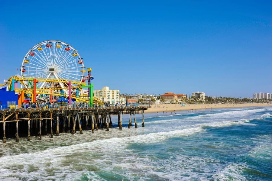 Los Angeles: private sightseeing tour - Santa Monica brings the Pacific coast into the day