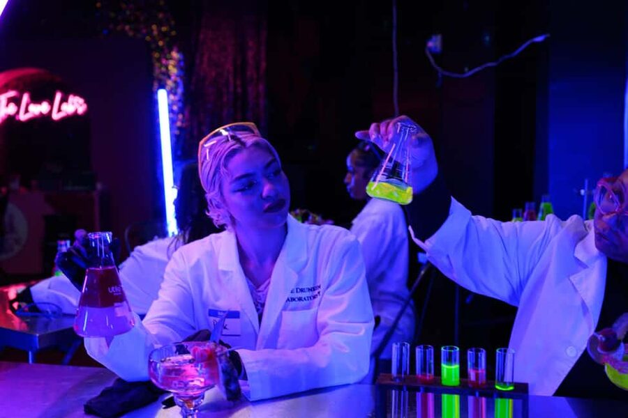 Los Angeles: Science and Sip™ The Drunken Laboratory - Who will enjoy The Drunken Laboratory most