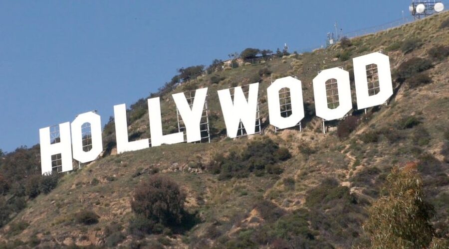 Los Angeles: The LA Highlights Tour - Santa Monica Pier and the Pacific coast