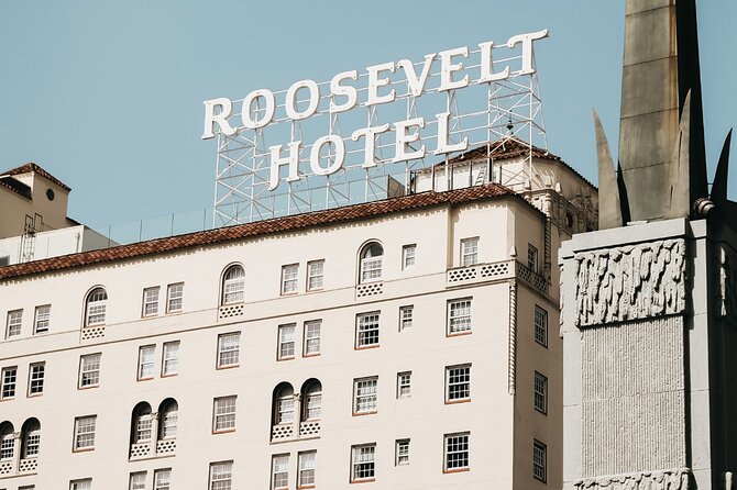 Lost Souls of Hollywood Blvd: a Smartphone Audio Ghost Tour - Chinese Theatres, Hollywood and Highland, and the Wax Museum