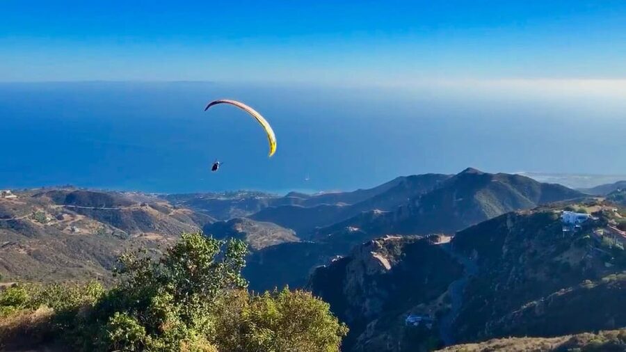 Malibu Hills to Beach: Tandem Paragliding Flight Adventure - What the equipment means for you