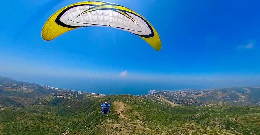 Malibu Hills to Beach: Tandem Paragliding Flight Adventure - Who should book this Malibu flight