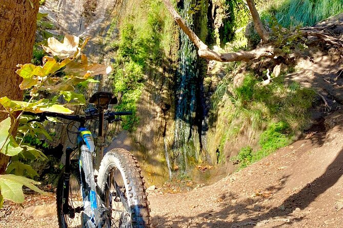 Malibu Waterfall eMTB & Hiking Adventure (Beginner) - Who should book this experience?