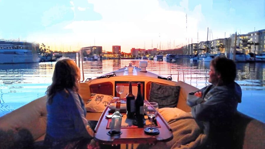 Marina del Rey: Wine Cruise &Music+optional Sushi or Dinner - A good choice for dates, birthdays, and small groups