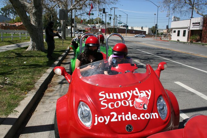 Mini-Car Sunrise Tour in Hollywood with Breakfast - The old zoo, Pretty Woman, and Pickwick Bowl