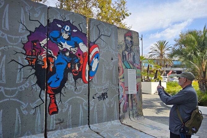 Museum Row Tour: The Fast & The Fossilized on Wilshire Blvd - Timing, transport, and practical details