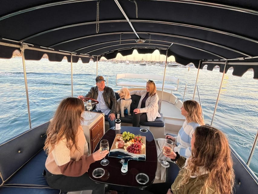 Newport Beach: Electric Boat Rental - A quiet way to see Newport Beach Harbor