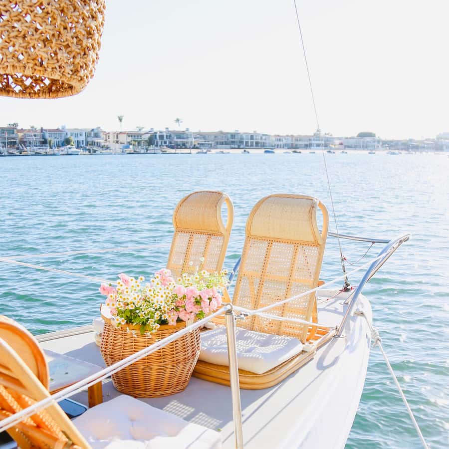 Newport Beach: The Boat People Cruise-Private Harbor Cruises - Meeting the boat at Lido Isle Reach