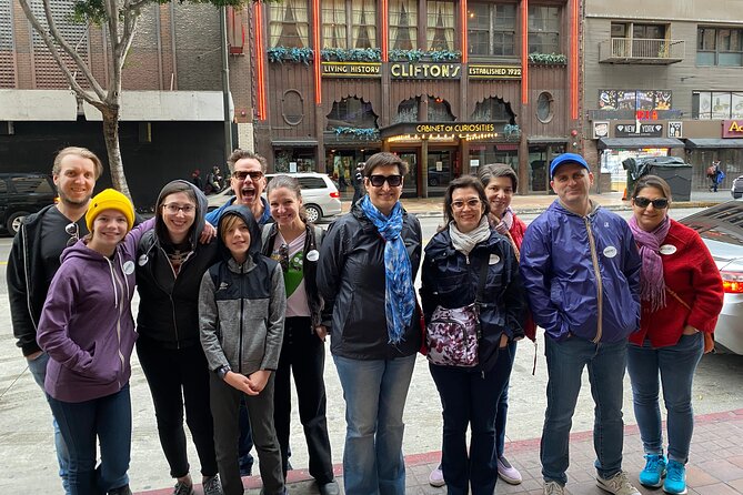 Old and New Downtown Los Angeles Walking Tour - Broadway and the historic theater district