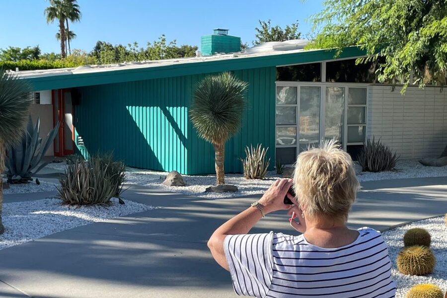 Palm Springs: Private Walking Tour "Twin Palms" Neighborhood - Meeting Douglas Kline at 1000 East Twin Palms Drive
