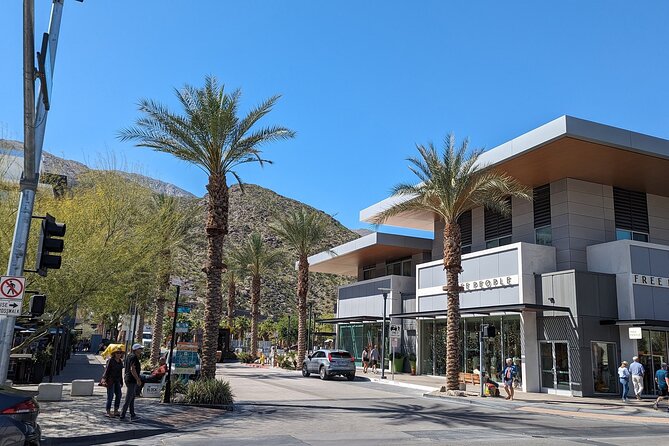 Palm Springs Scavenger Hunt Walking Activity and Game - Is $24.50 a fair price?