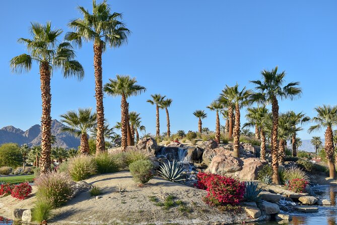 Palm Springs Self-Guided Driving Audio Tour - Robolights and the Walk of the Stars