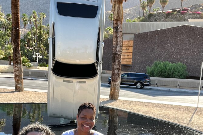 Palm Springs Shuffle Scavenger Hunt - A Palm Springs sightseeing game with a remote host