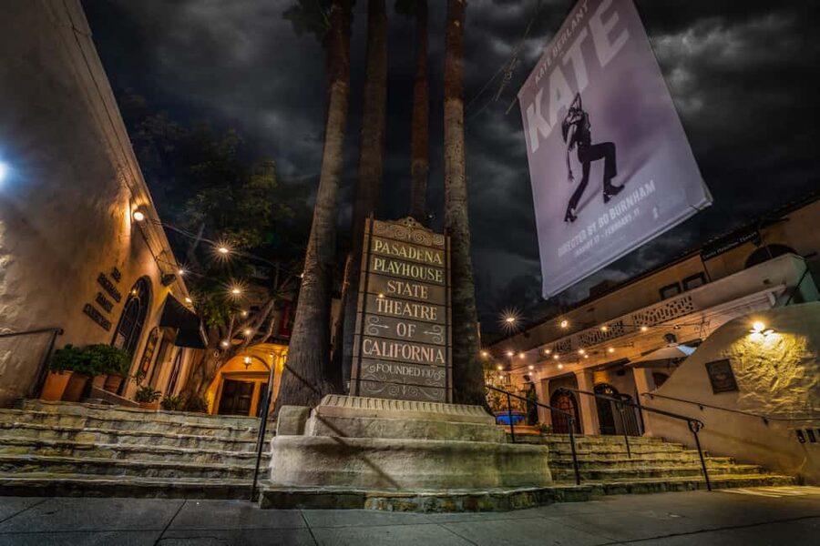 Pasadena: Haunted Walking Tour - Starting under Pasadena City Hall’s grand façade