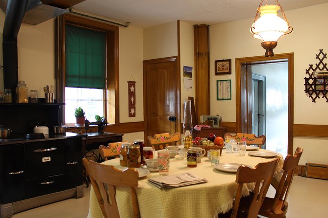 Premium Amish Country Tour including Amish Farm and House - Key points to know before booking