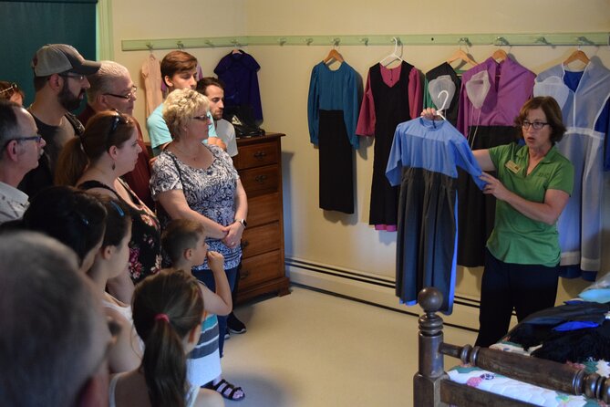 Premium Amish Country Tour including Amish Farm and House - Inside the 1805 farmhouse