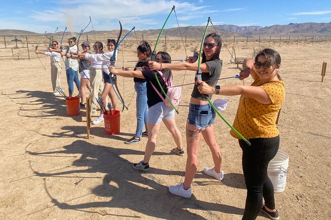 Private 1-Hour Archery Session Near Joshua Tree National Park - Desert scenery, privacy, and the real location