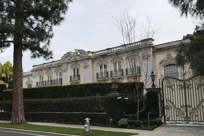 Private 3.5 Hour Sightseeing Tour of Hollywood and Beverly Hills - Hollywood Forever and the city’s public face