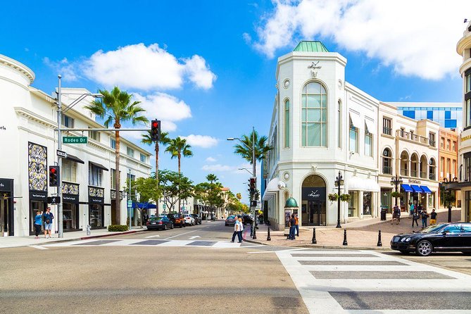 Private 4-Hour Limo Tour of Los Angeles and Beaches - Santa Monica and the Pacific Ocean