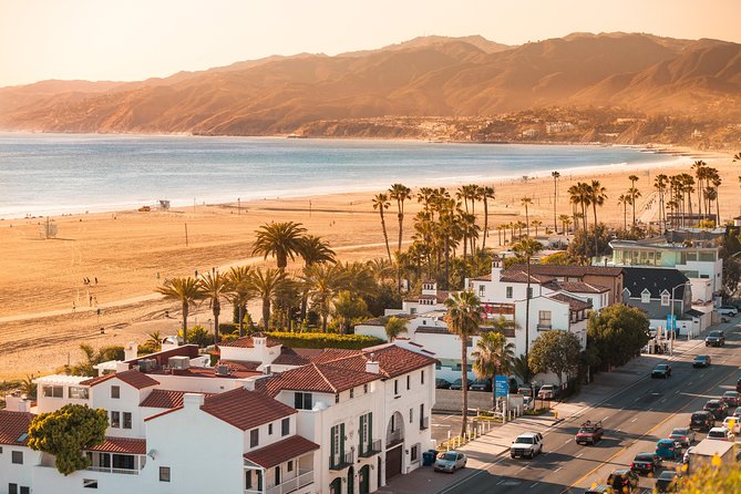 Private 5-Hour Limo Tour of Los Angeles and Beach Cities - What the onboard bar adds to the experience