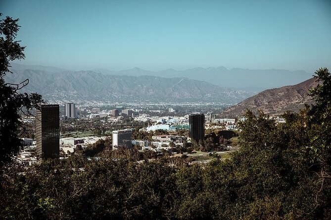Private and Exclusive 3-Hour Beverly Hills and Hollywood Tour - Universal City Overlook from downtown to the Valley
